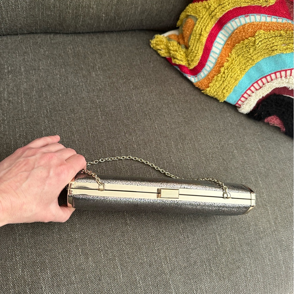 Banana Republic gold and silver evening bag/clutch - Picture 6 of 16